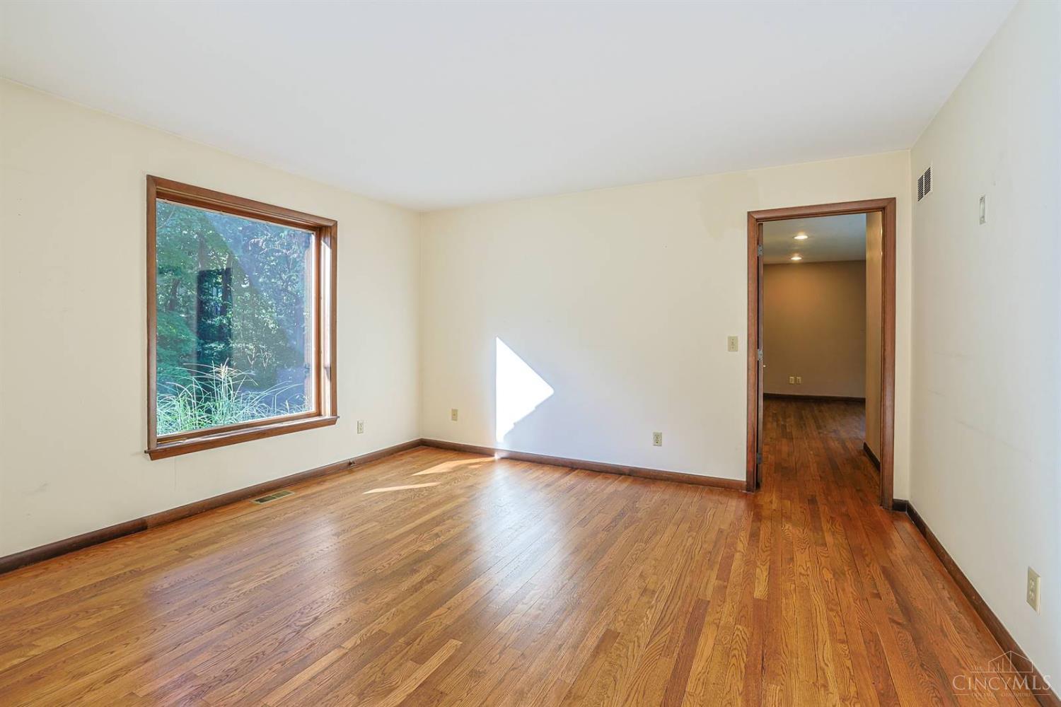 4805 Drake Road, Indian Hill, OH, 45243 — photo 11