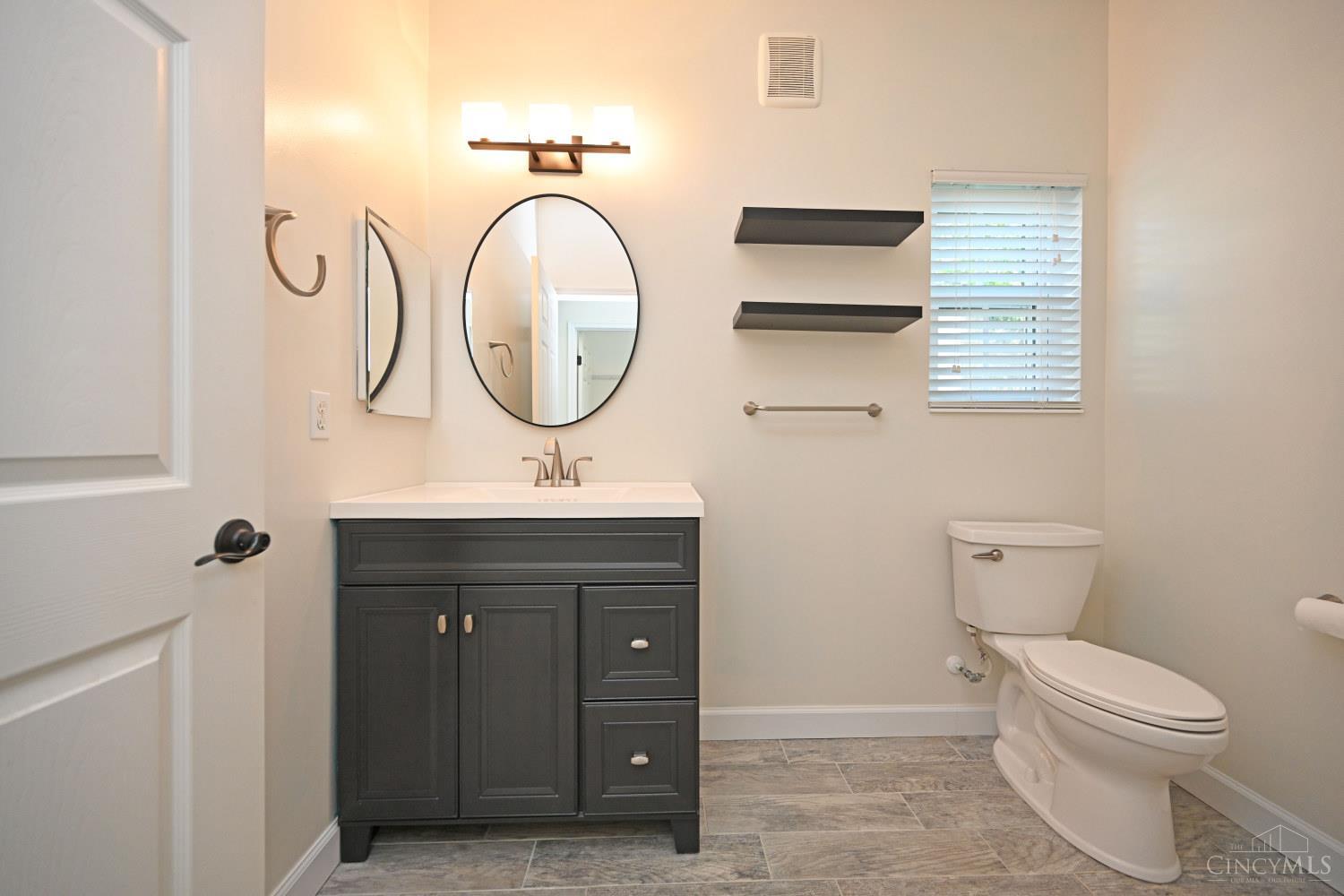 5425 Michelles Oak Court #C, Green Twp, OH, 45248 — photo 27