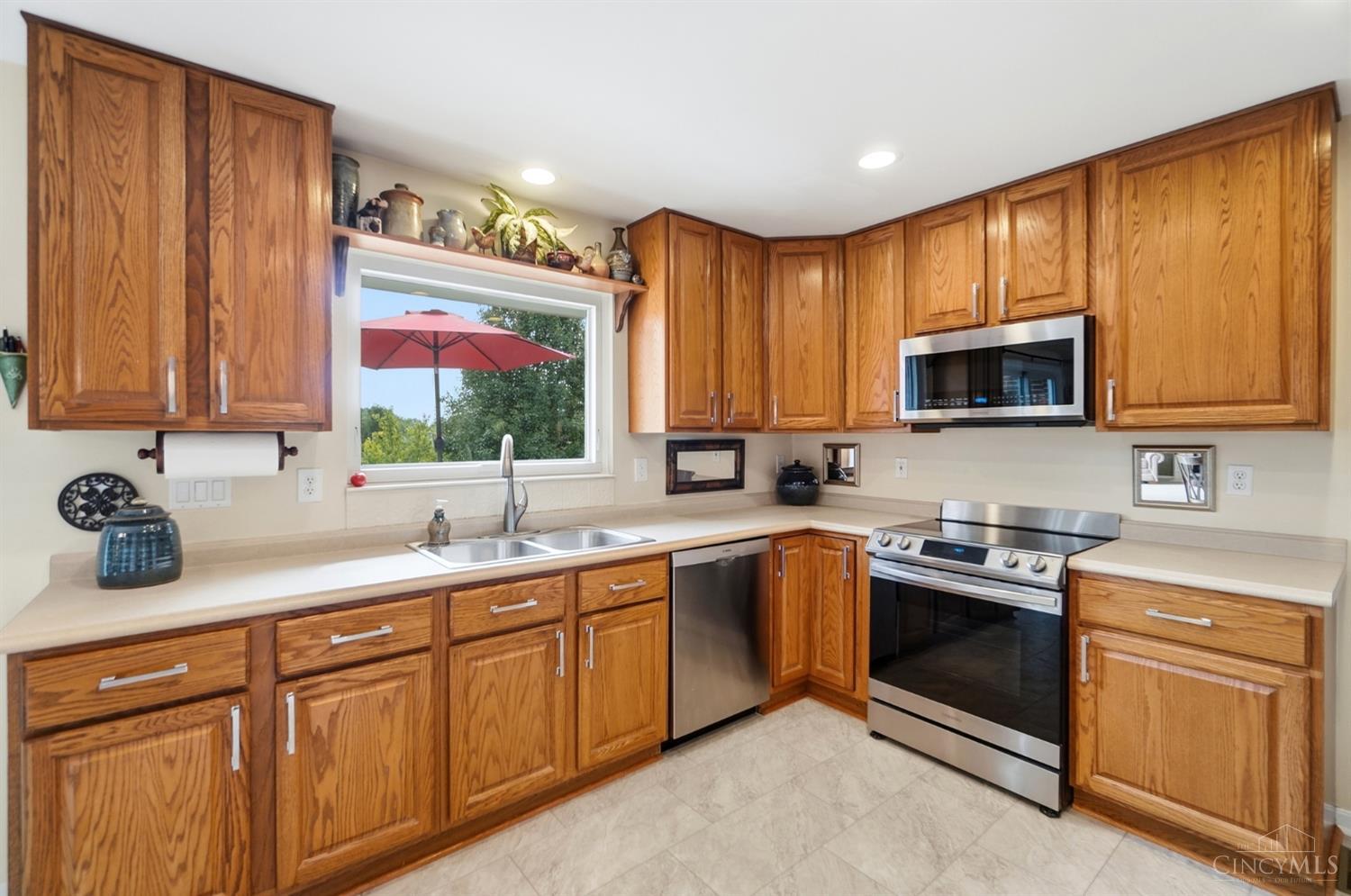 7373 Lakota Springs Drive, West Chester, OH, 45069 — photo 11