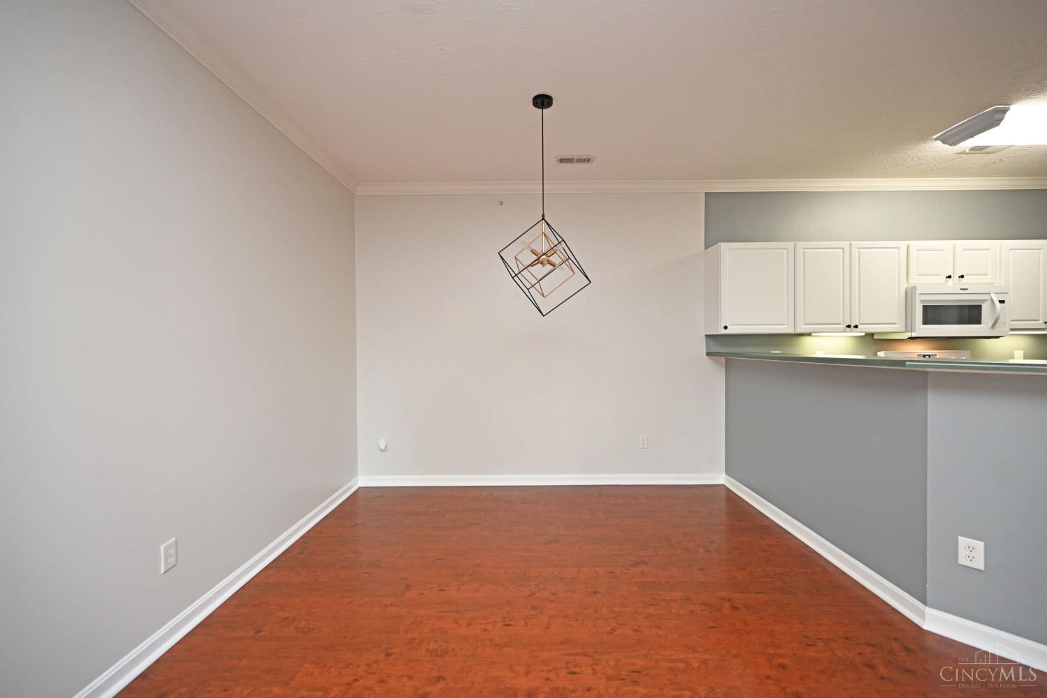 5425 Michelles Oak Court #C, Green Twp, OH, 45248 — photo 13