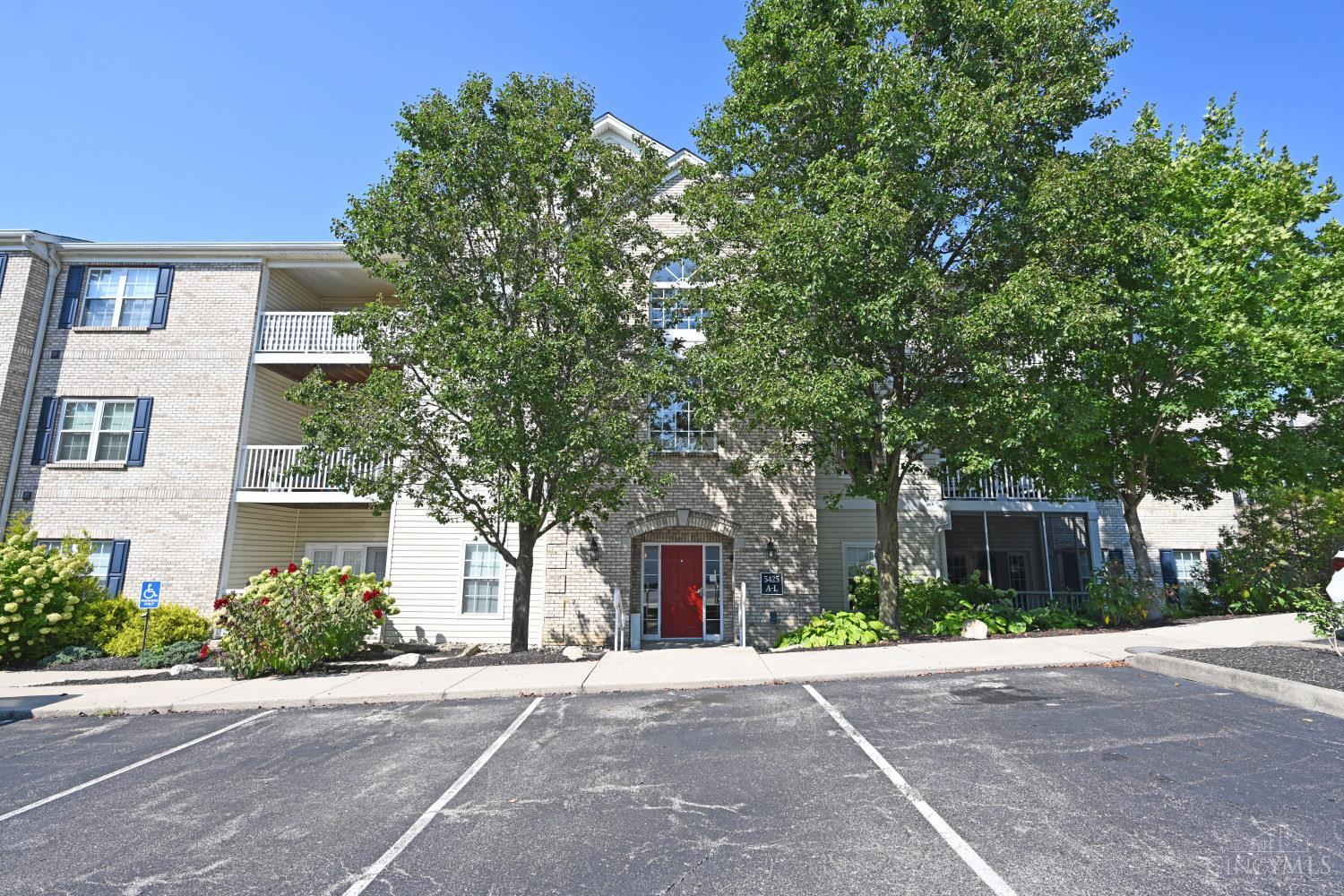 5425 Michelles Oak Court #C, Green Twp, OH, 45248