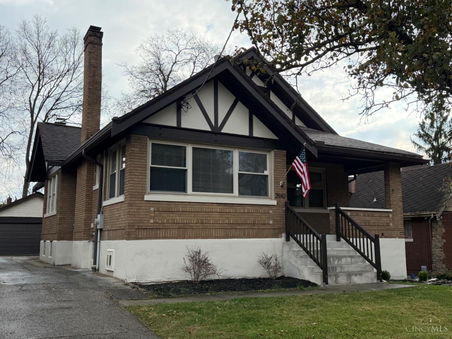 2942 Woodrow Avenue, Cincinnati, OH, 45211 — photo 2