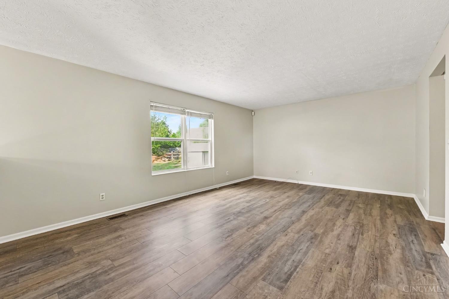 682 Bobolink Court, Union Twp, OH, 45244 — photo 11