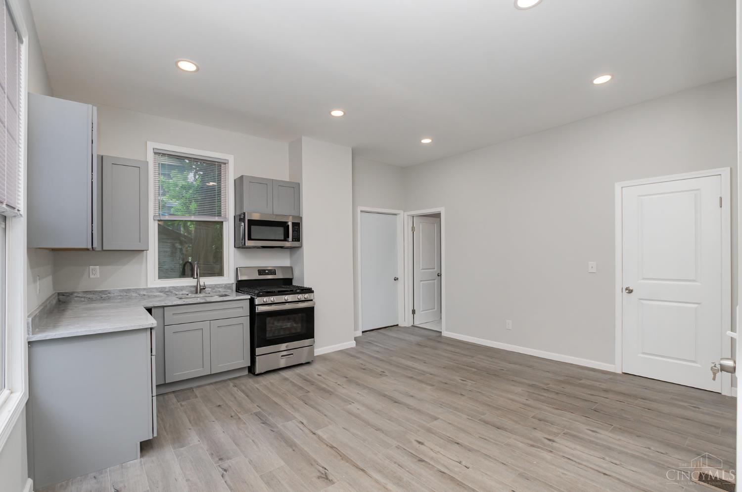 2213 Highland Avenue, Cincinnati, OH, 45219 — photo 11