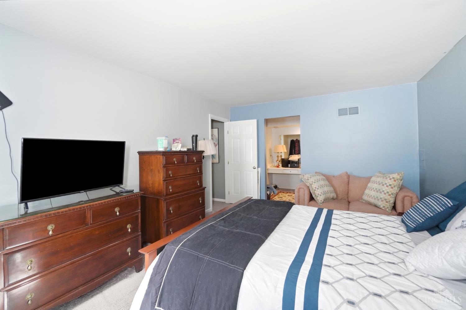 7941 Hunters Ridge Drive, West Chester, OH, 45069 — photo 30
