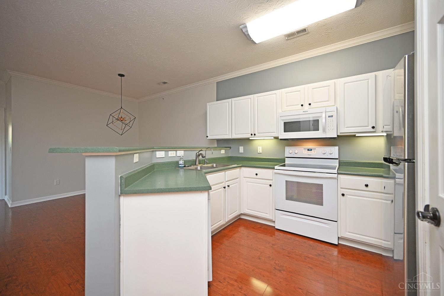 5425 Michelles Oak Court #C, Green Twp, OH, 45248 — photo 6