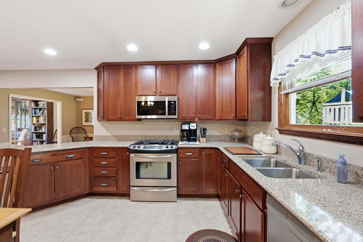 5316 Quailwood Court, Green Twp, OH, 45238 — photo 15