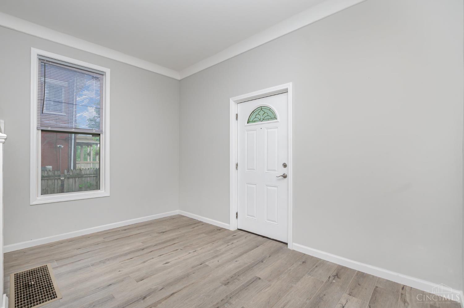 2213 Highland Avenue, Cincinnati, OH, 45219 — photo 4