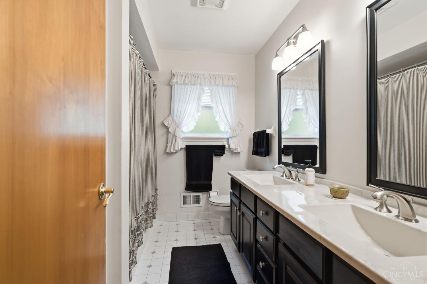 5316 Quailwood Court, Green Twp, OH, 45238 — photo 39