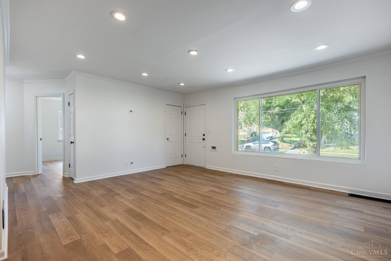 3129 West Tower Avenue, Cincinnati, OH, 45238 — photo 4