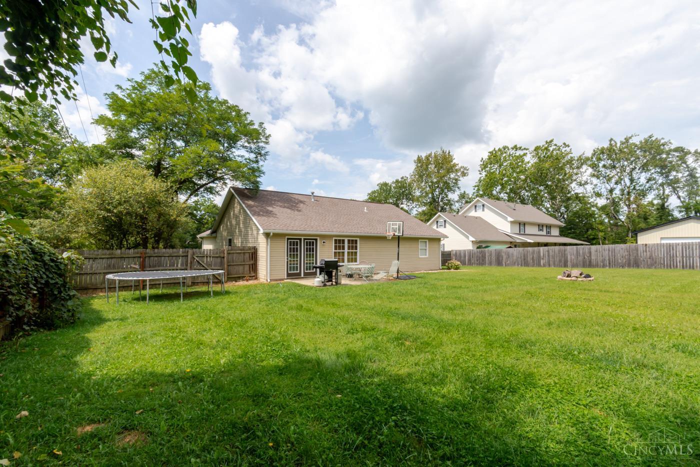 826 Lakengren Drive, Lakengren, OH, 45320 — photo 9
