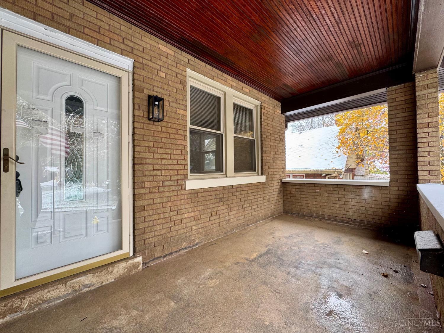 2942 Woodrow Avenue, Cincinnati, OH, 45211 — photo 3