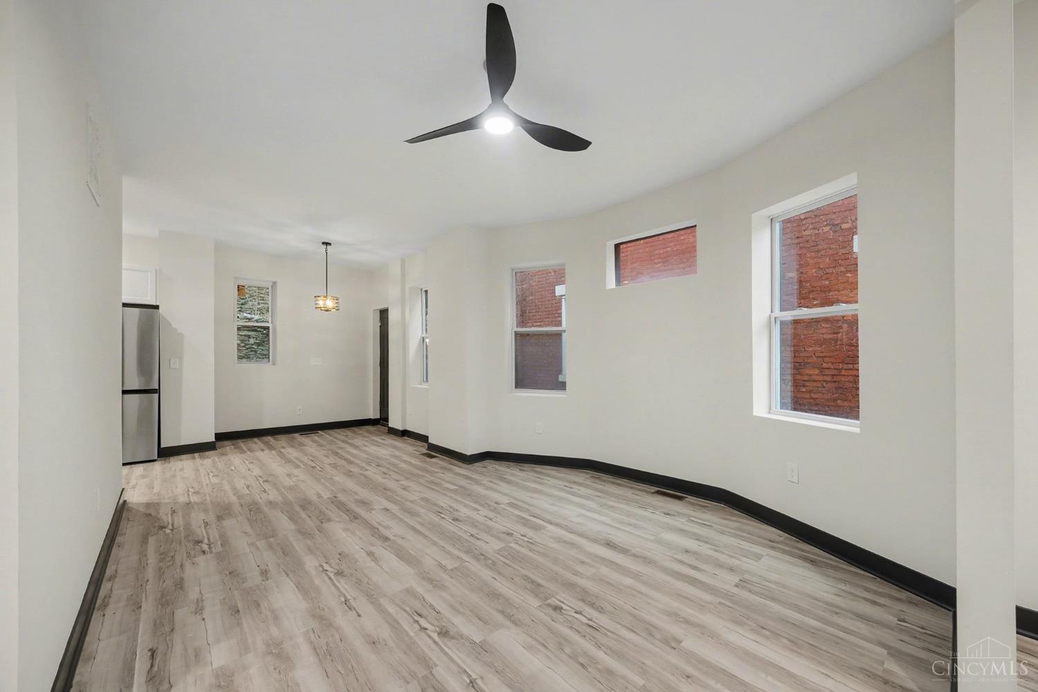 112 Valencia Street, Cincinnati, OH, 45219 — photo 3