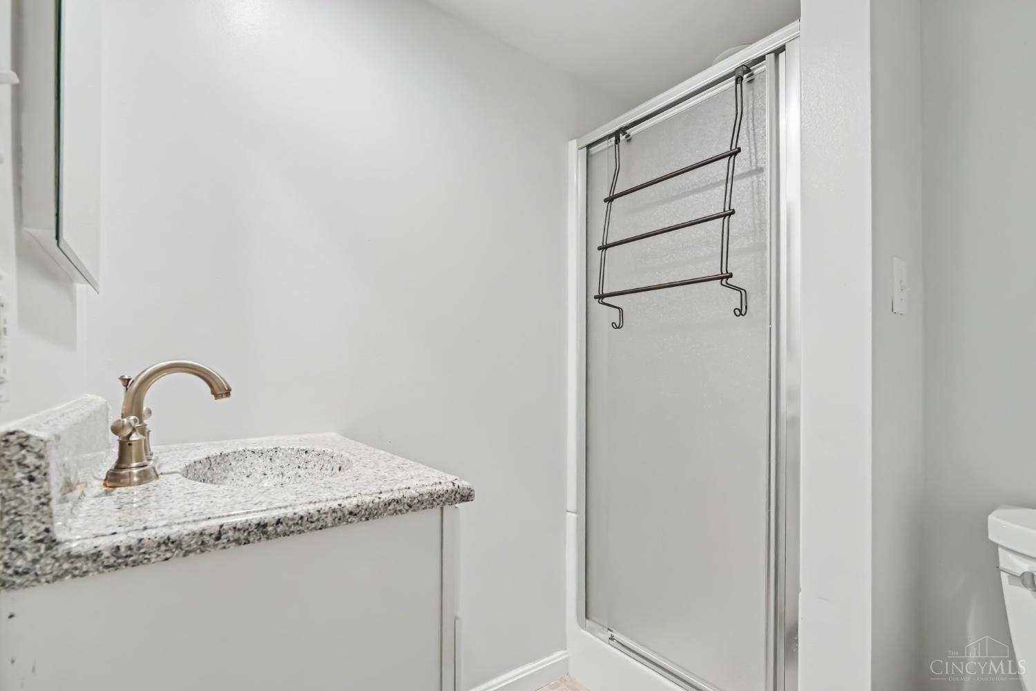 9512 Waxwing Drive, Blue Ash, OH, 45241 — photo 11