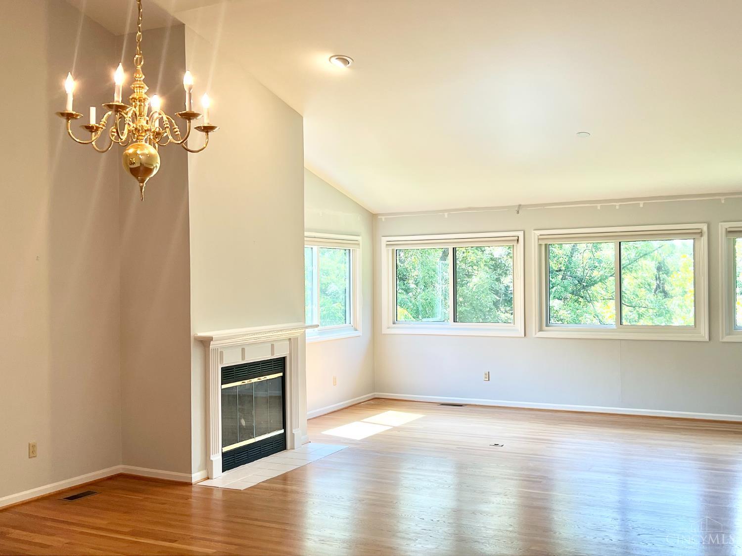 Photo 2 of Condo for sale at 122 Miami Lakes Dr, Milford, OH 45150 | MLS# 1891315 | Listing updated on 2026-10-01