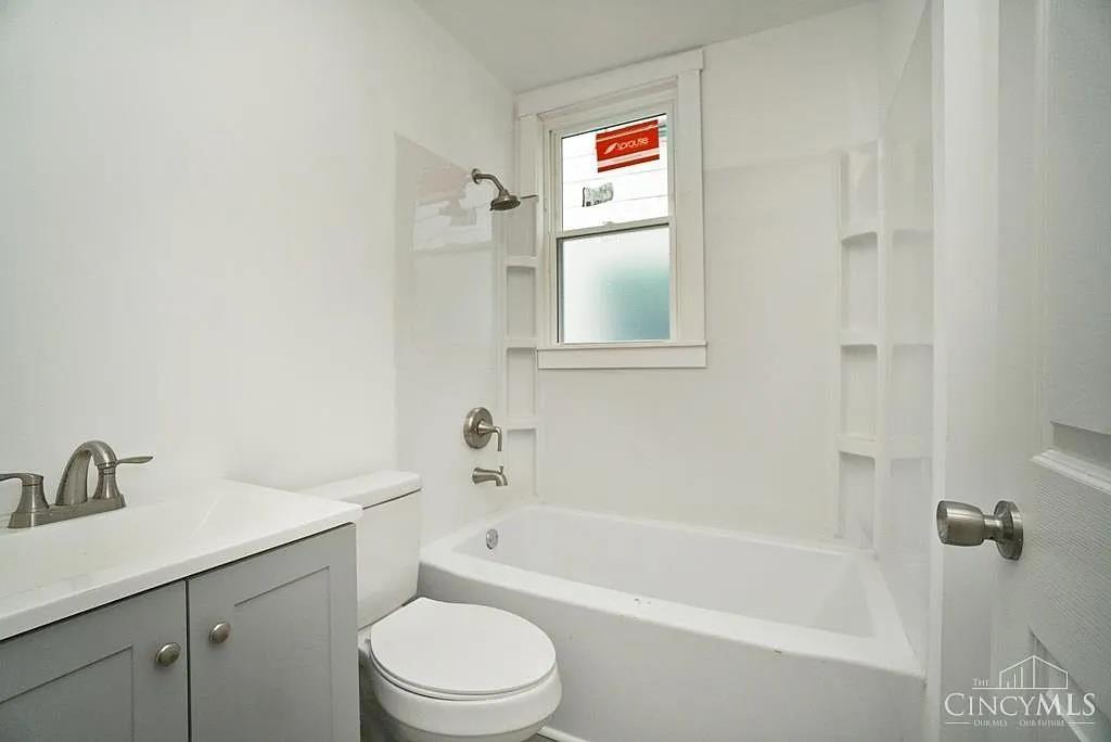 3415 Woodburn Avenue, Cincinnati, OH, 45207 — photo 8