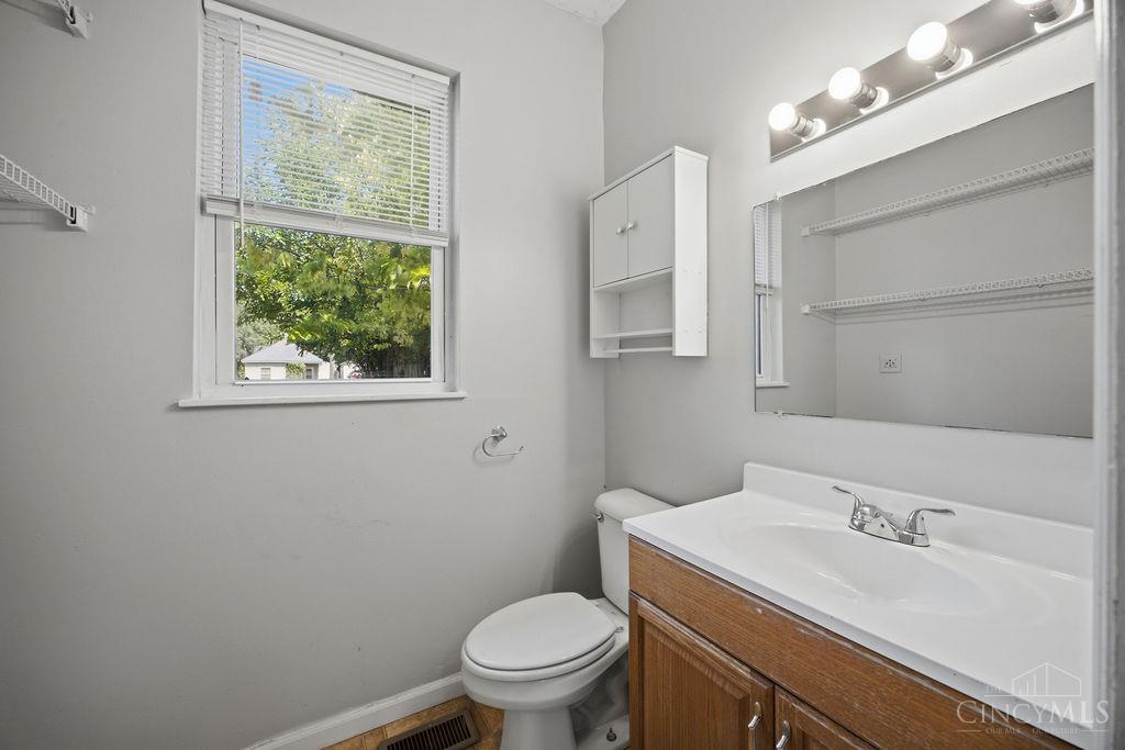 1915 Woodlawn Avenue, Middletown, OH, 45044 — photo 19