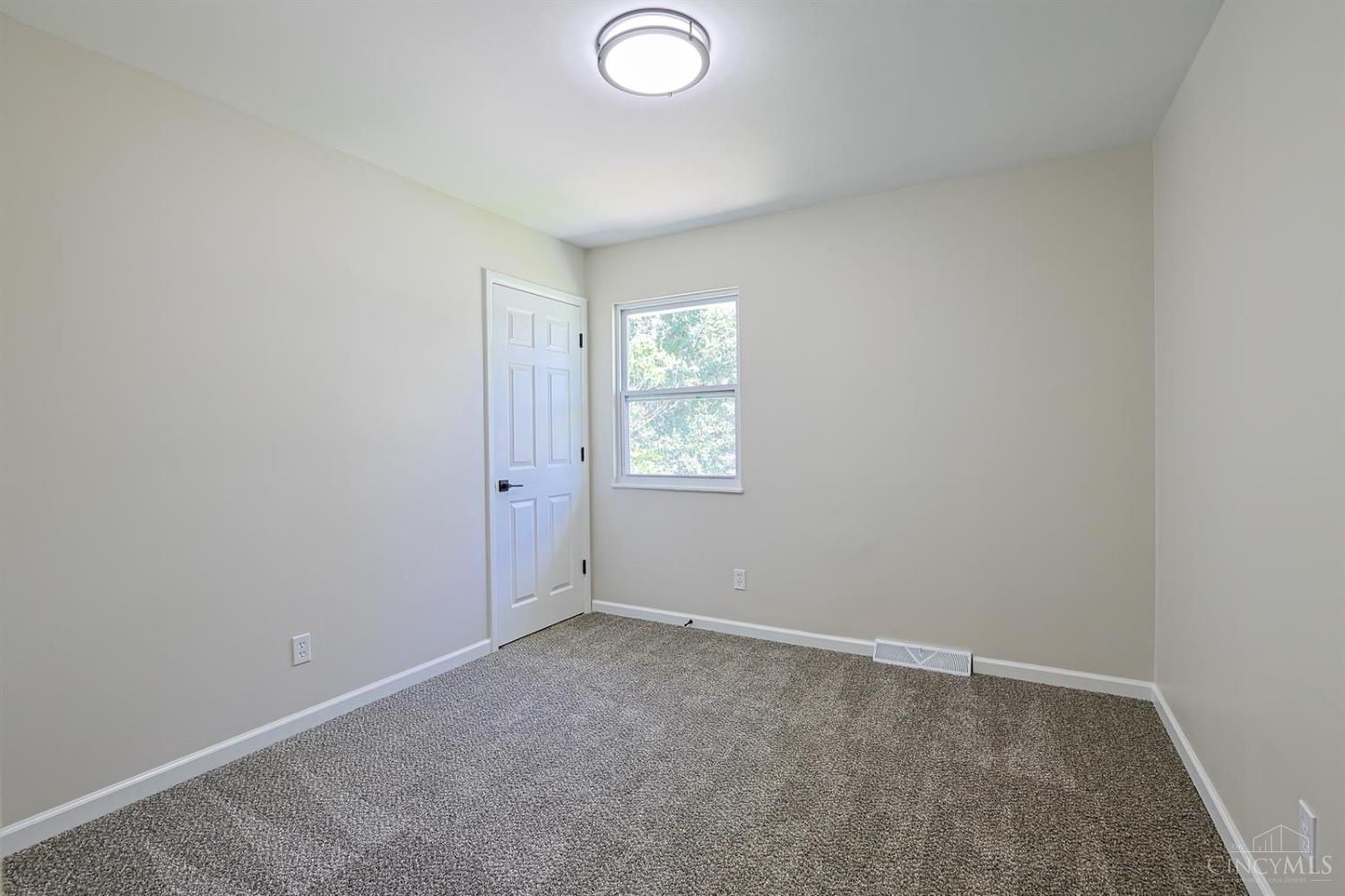 6029 Waldway Lane, Cincinnati, OH, 45224 — photo 33