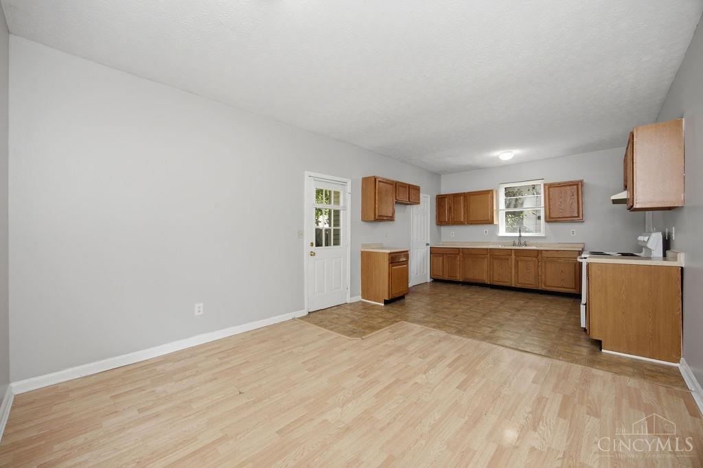 1915 Woodlawn Avenue, Middletown, OH, 45044 — photo 14