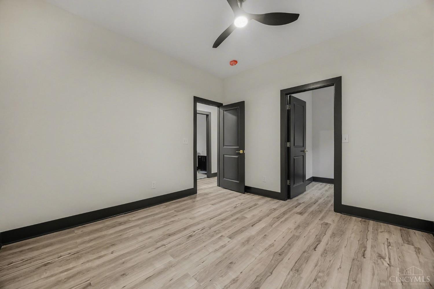 112 Valencia Street, Cincinnati, OH, 45219 — photo 16