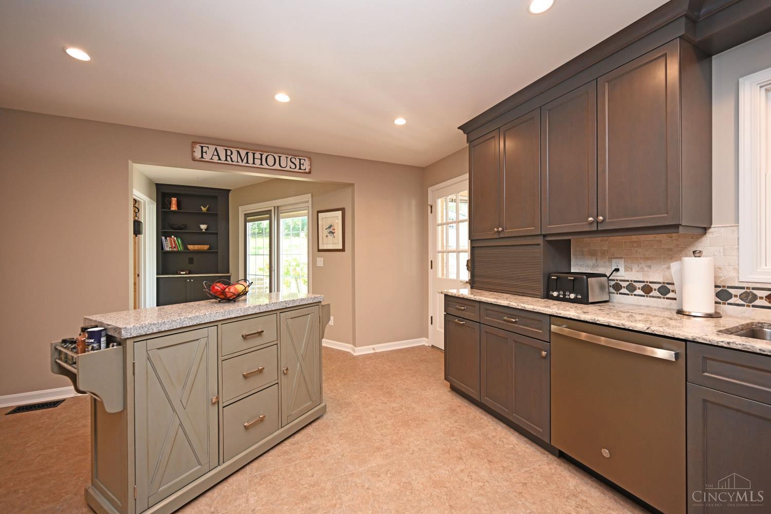 1345 Oak Knoll Drive, Cincinnati, OH, 45224 — photo 34