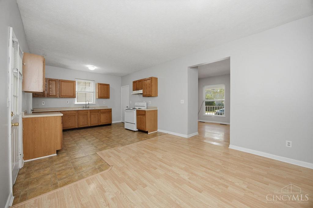 1915 Woodlawn Avenue, Middletown, OH, 45044 — photo 13