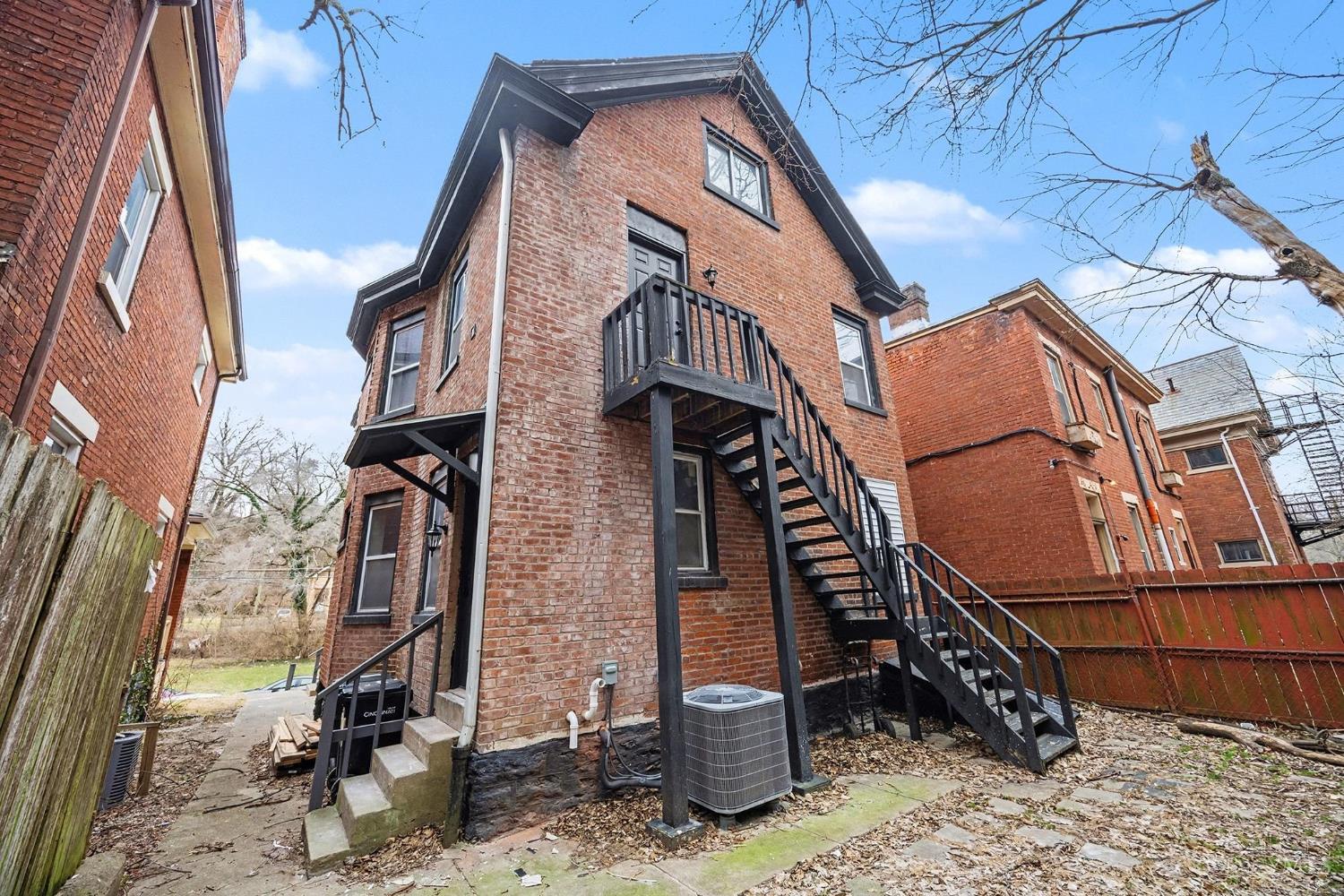 112 Valencia Street, Cincinnati, OH, 45219 — photo 25