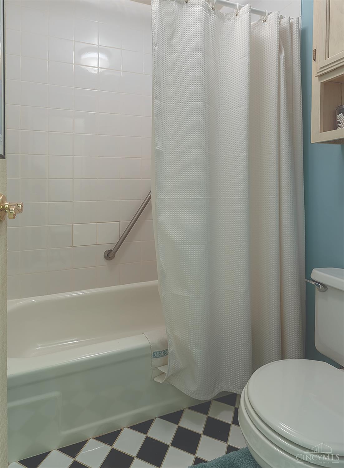 45 Twin Lakes Drive, Fairfield, OH, 45014 — photo 19