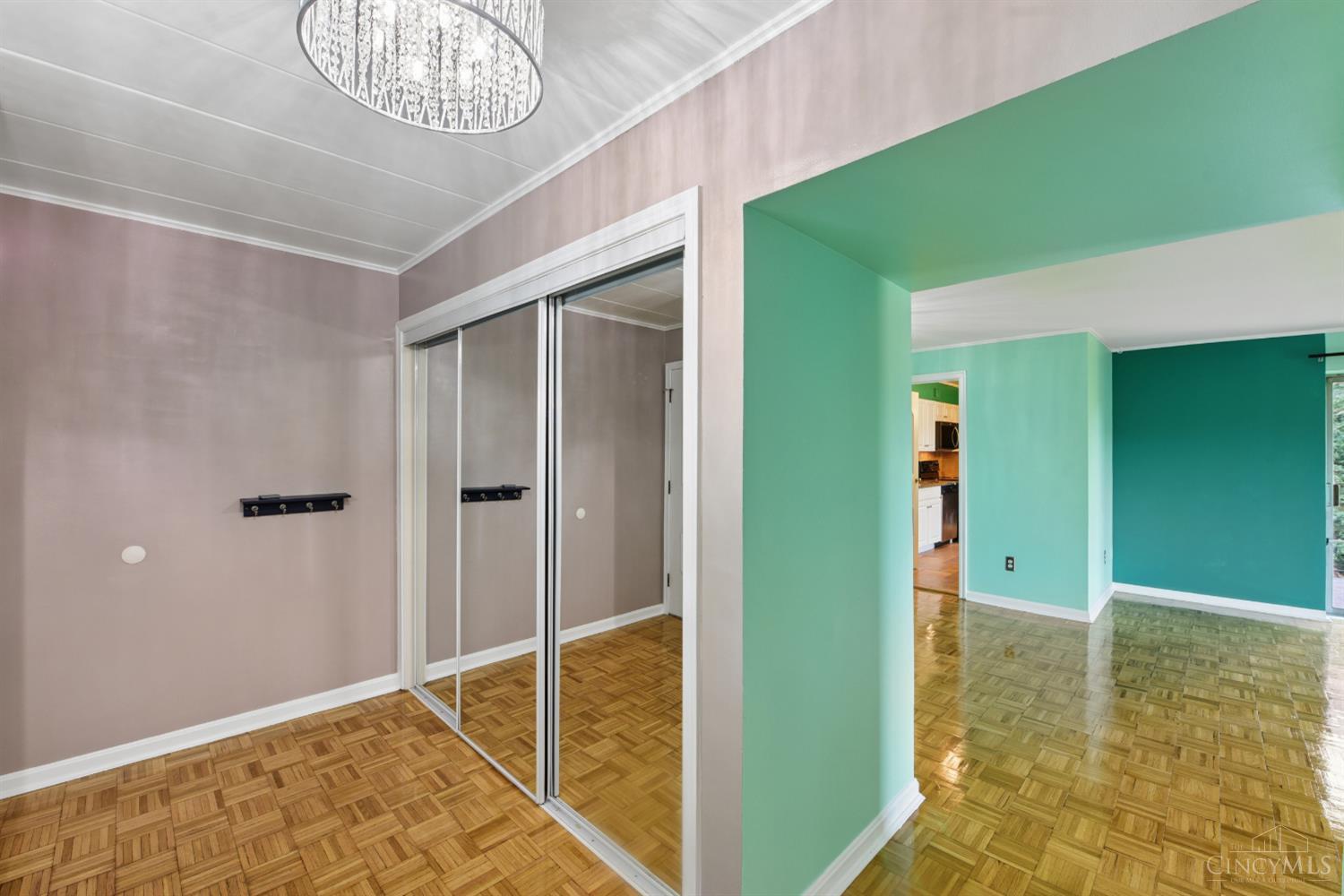 880 Rue De La Paix #A5, Cincinnati, OH, 45220 — photo 5
