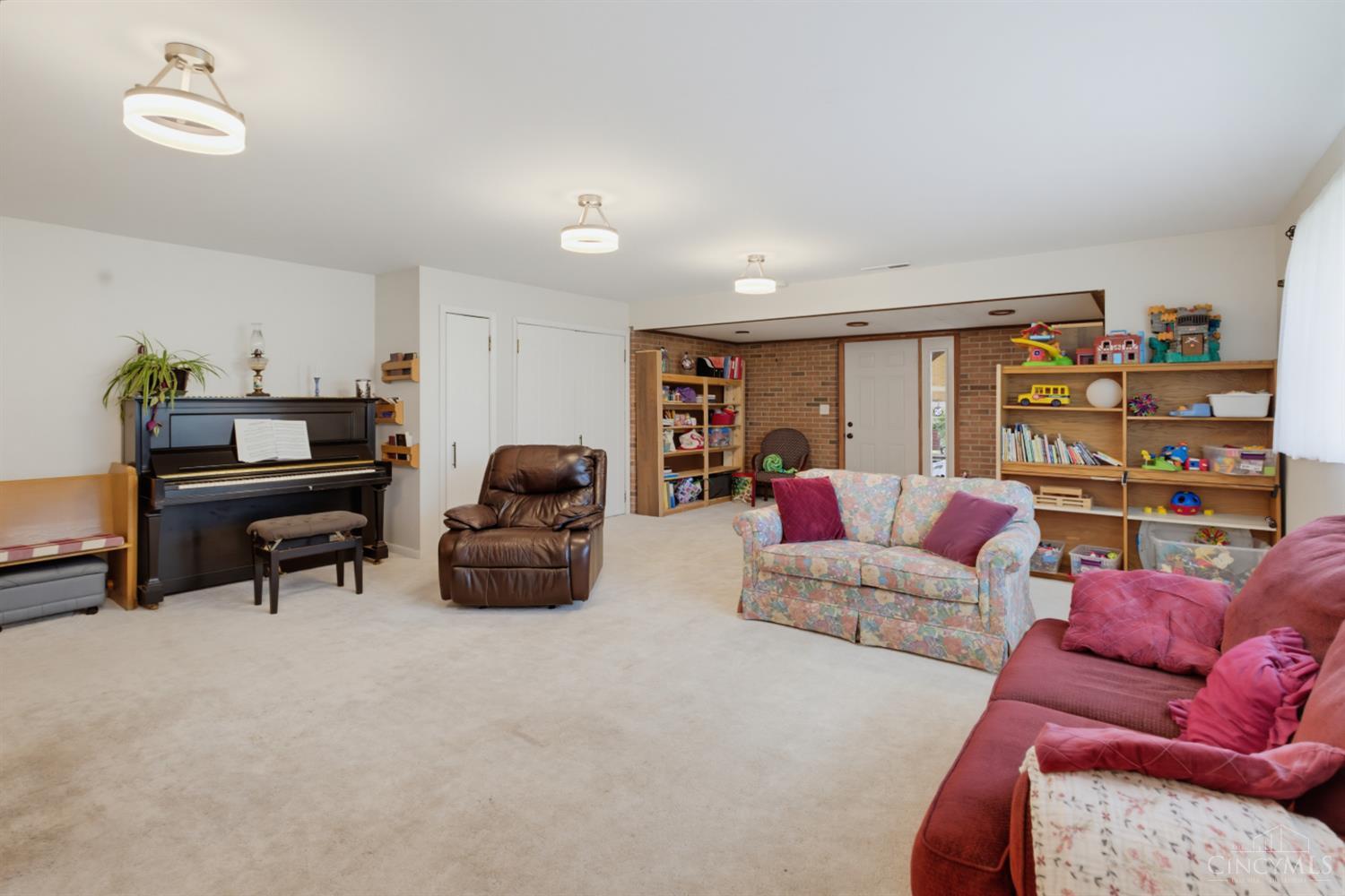 3575 Sorrento Drive, Amberley, OH, 45236 — photo 25