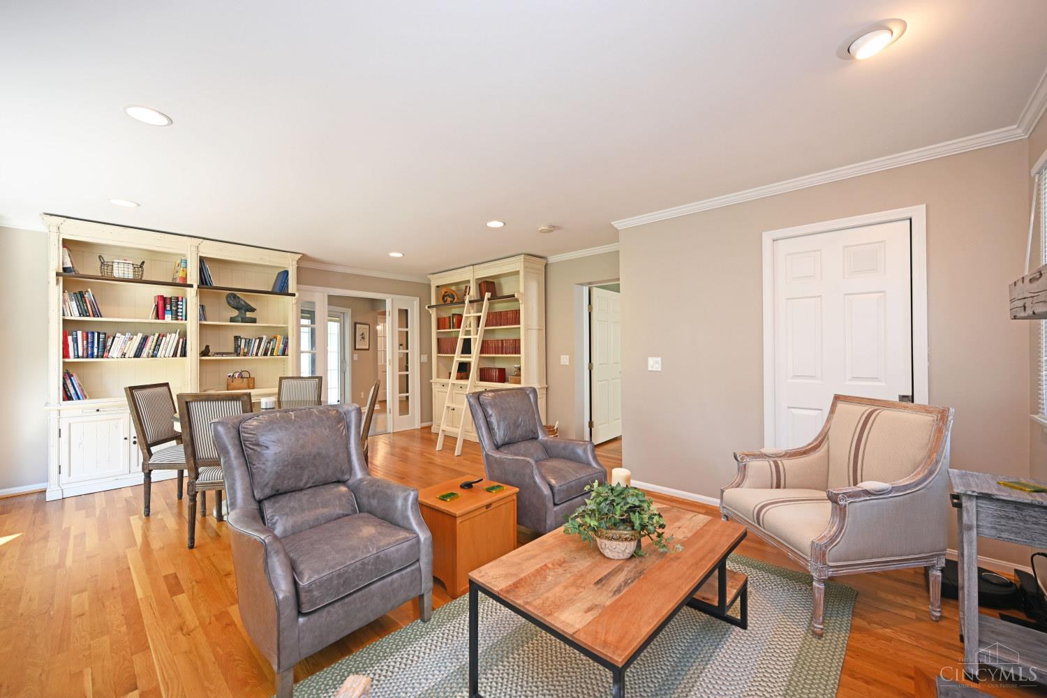 1345 Oak Knoll Drive, Cincinnati, OH, 45224 — photo 27