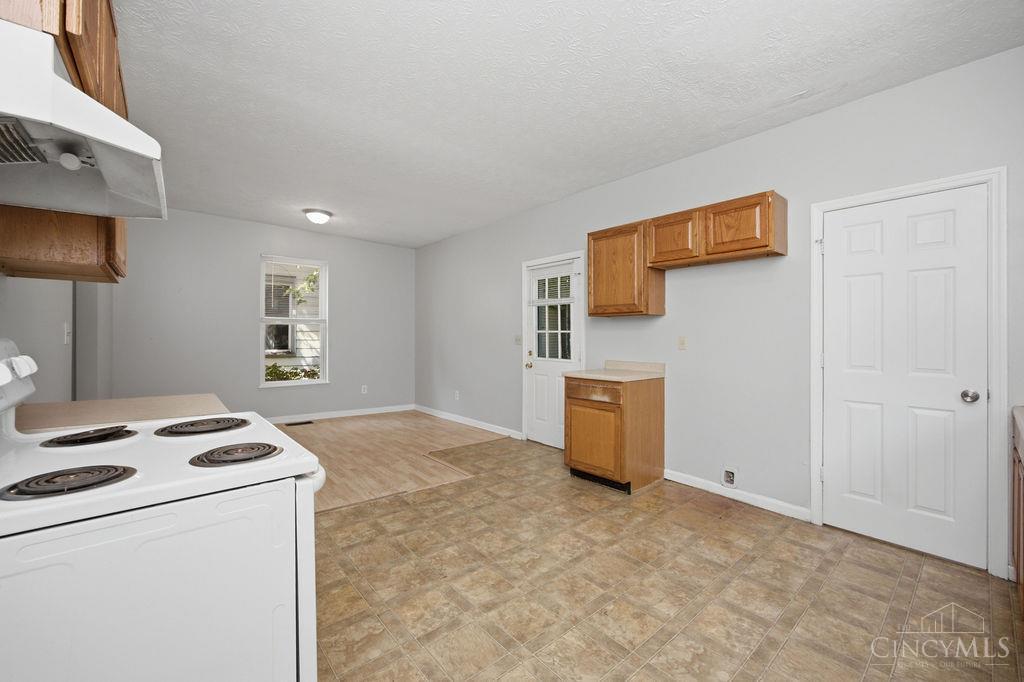1915 Woodlawn Avenue, Middletown, OH, 45044 — photo 16