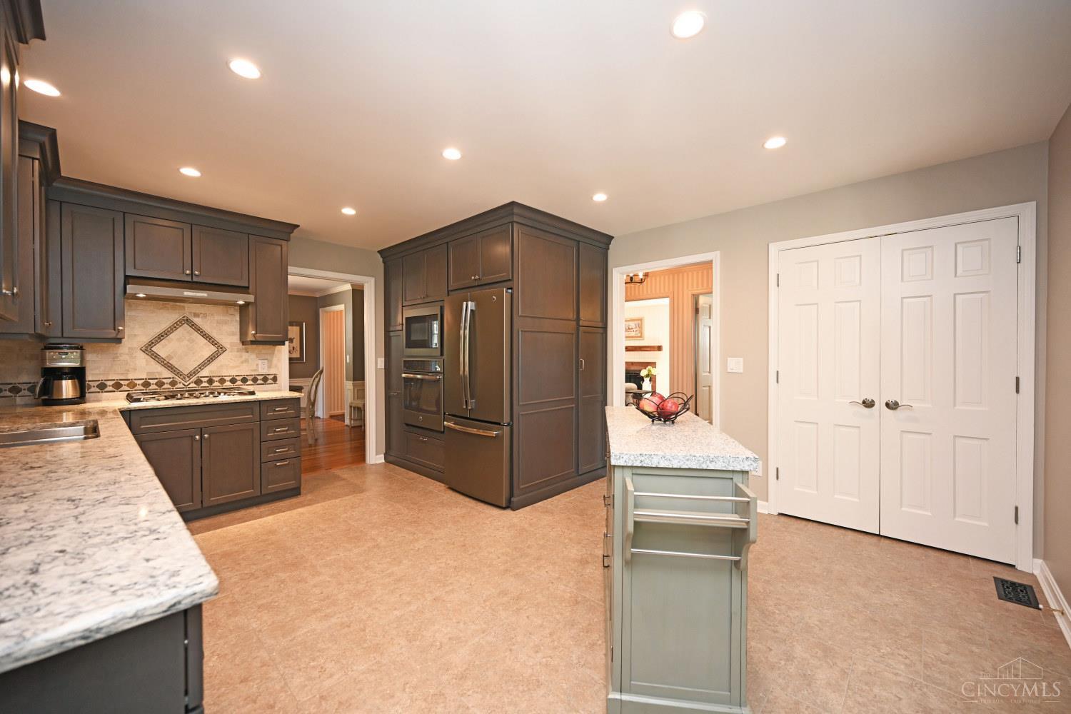1345 Oak Knoll Drive, Cincinnati, OH, 45224 — photo 33