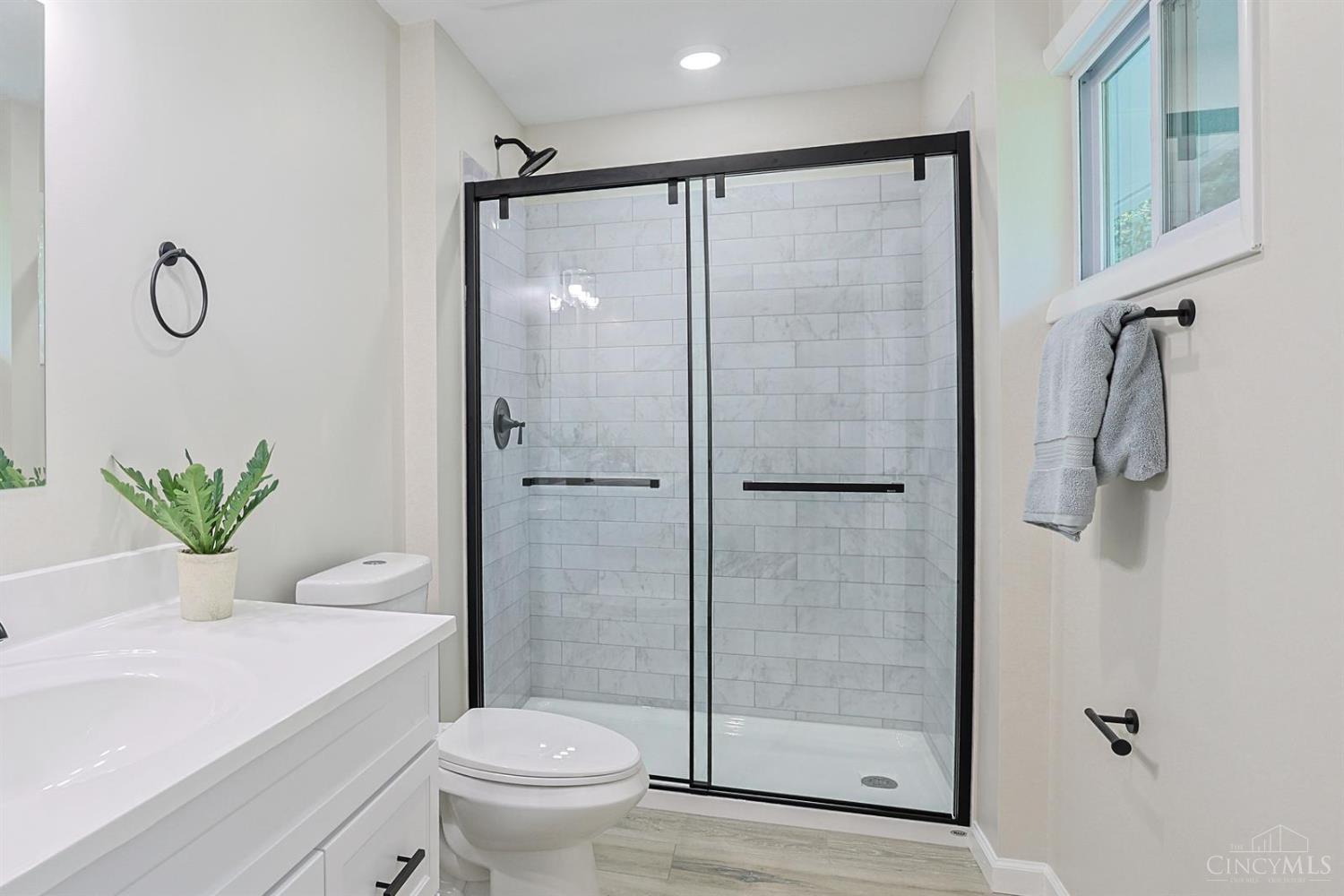 6029 Waldway Lane, Cincinnati, OH, 45224 — photo 28
