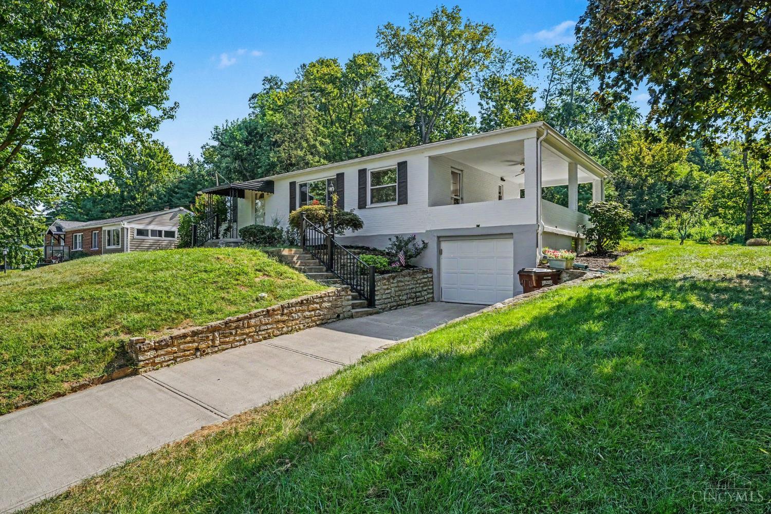 9512 Waxwing Drive, Blue Ash, OH, 45241