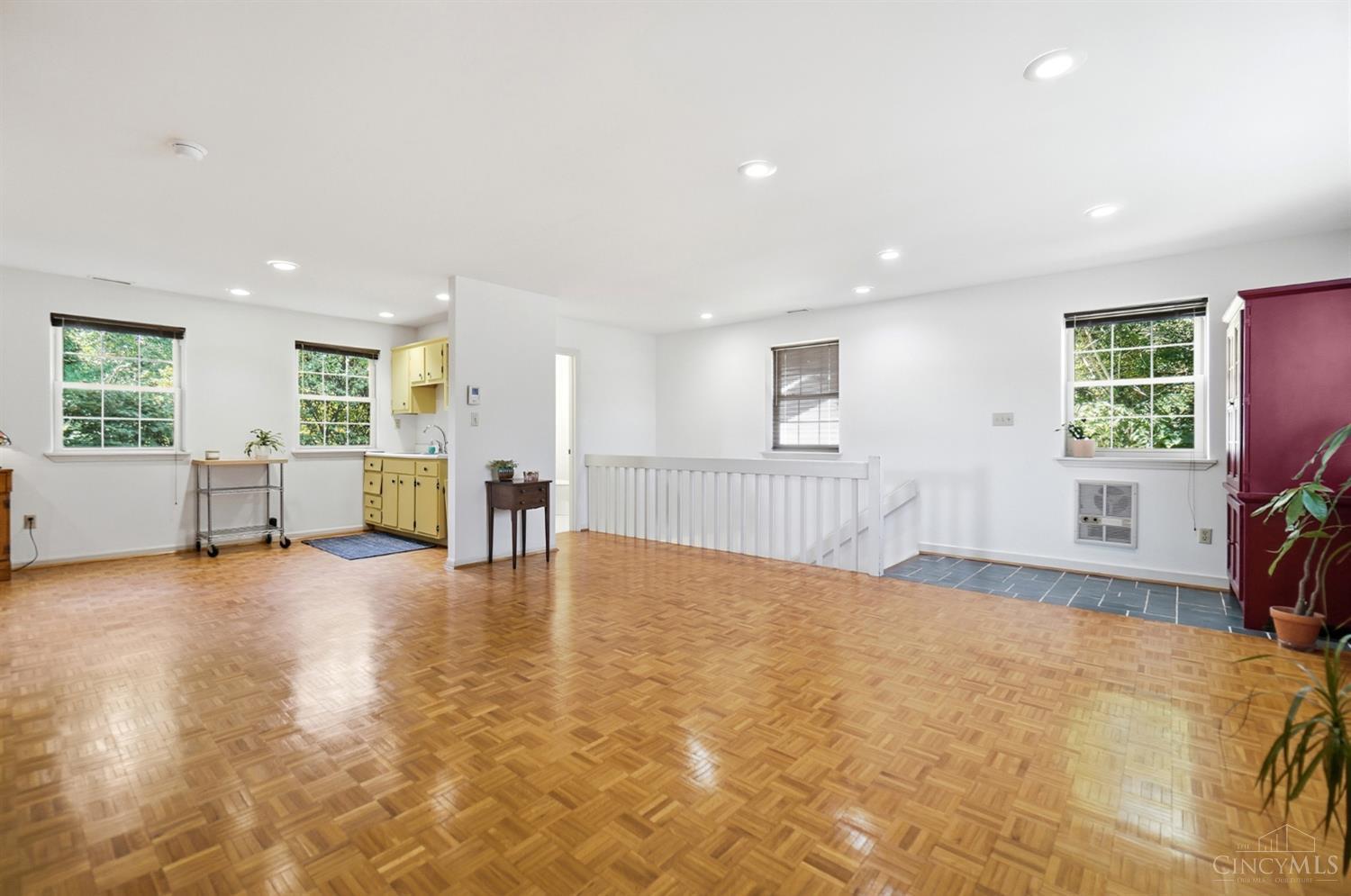 Photo 5 of Single family home for sale at 16 Vermont Ave, Wyoming, OH 45215 | MLS# 1892755 | Listing updated on 2026-09-04