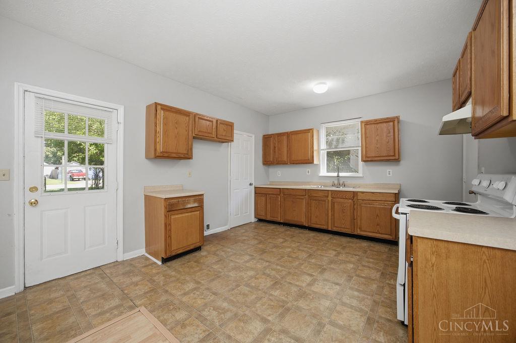 1915 Woodlawn Avenue, Middletown, OH, 45044 — photo 12
