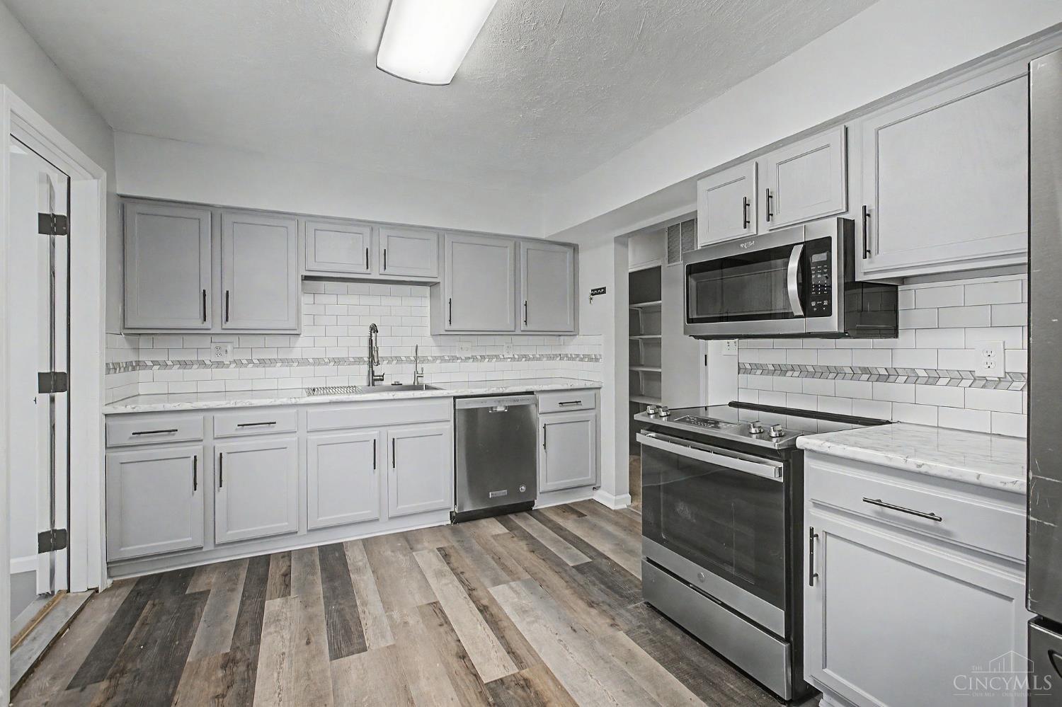 8609 Butler Warren Road, West Chester, OH, 45069 — photo 10