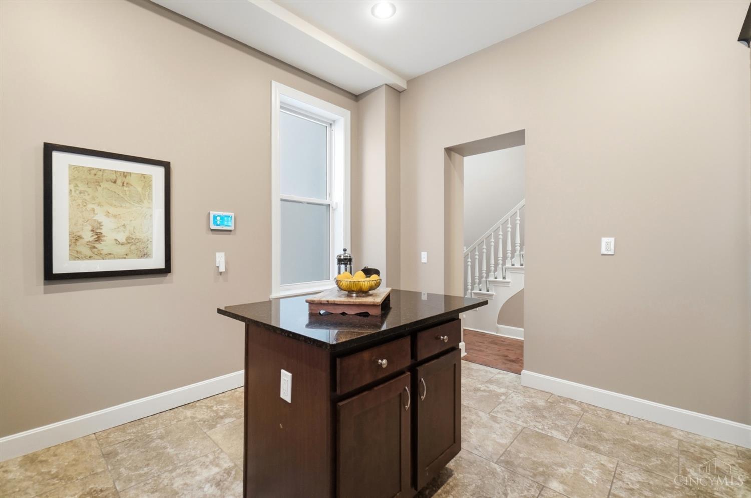 558 Milton Street, Cincinnati, OH, 45202 — photo 16