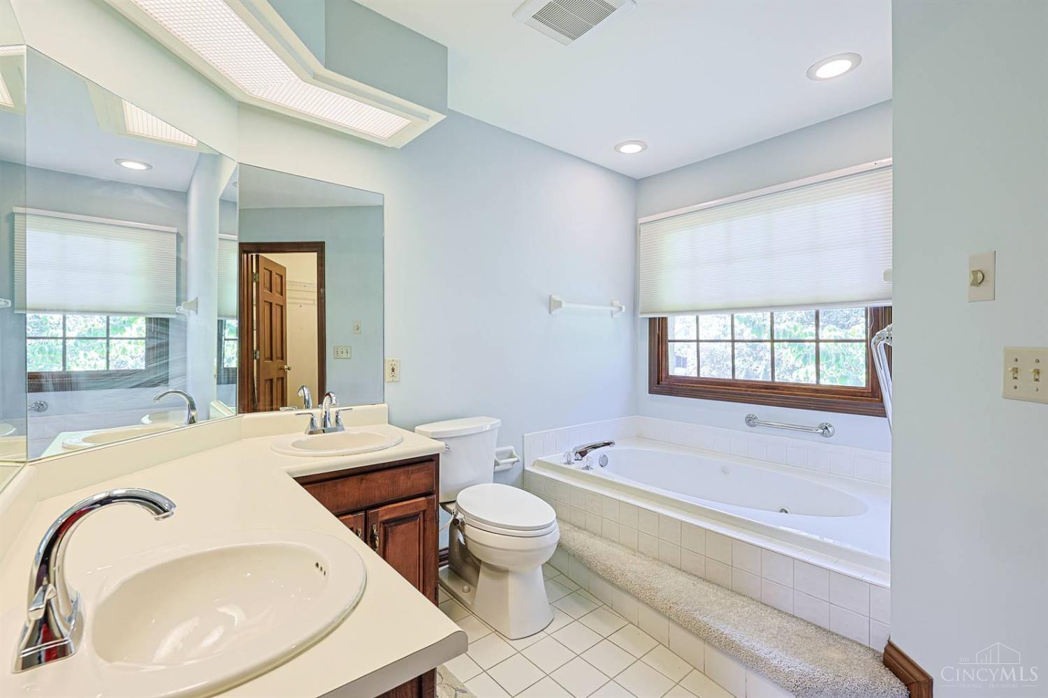 7227 Stonerun Place, Liberty Twp, OH, 45044 — photo 31
