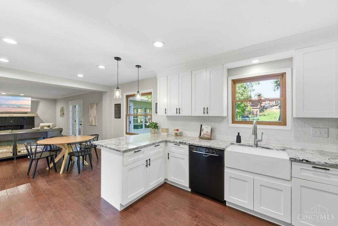 9985 Meadow Hills Drive, West Chester, OH, 45241 — photo 14
