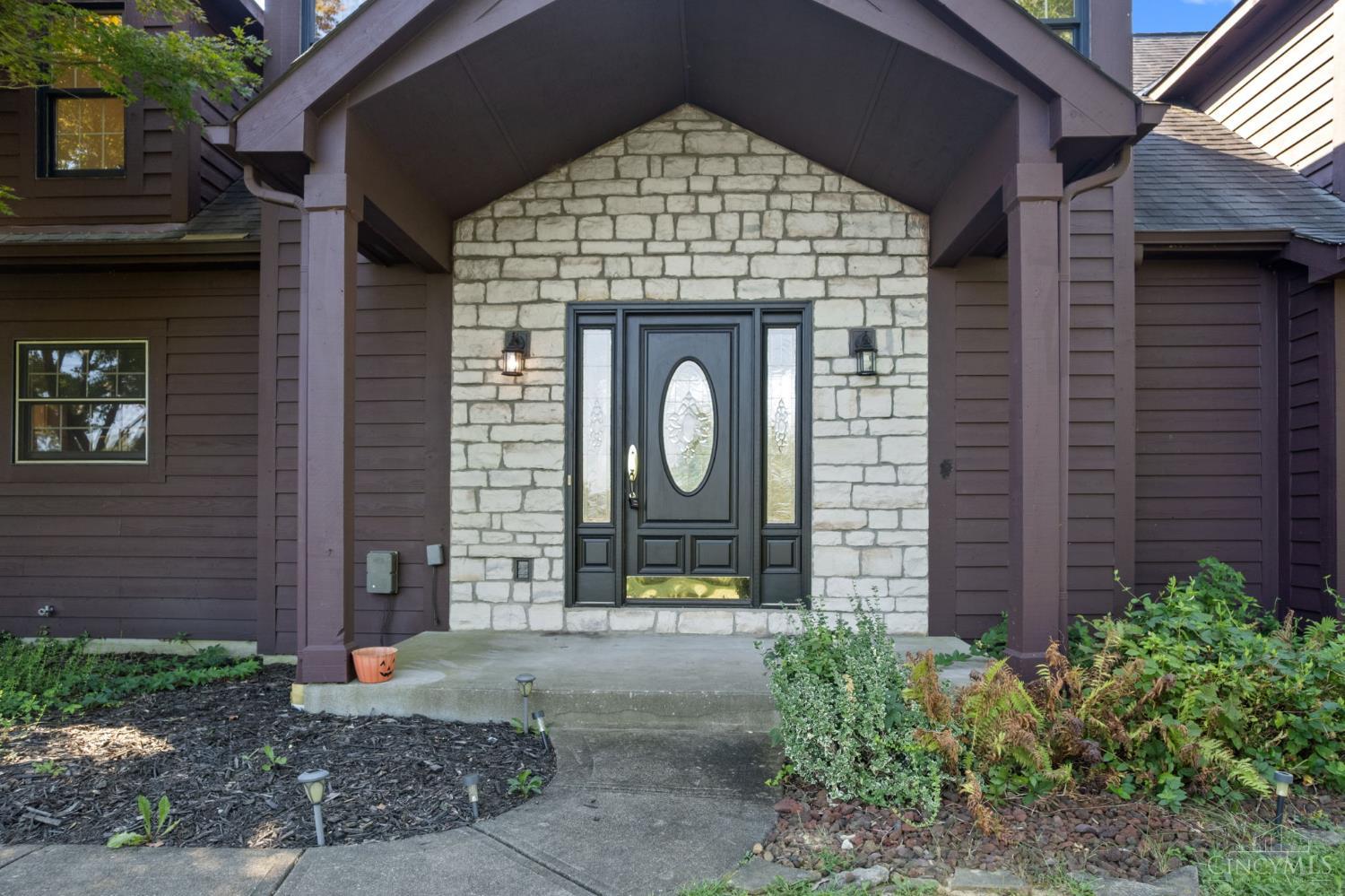 Photo 2 of Single family home for sale at 1613 W Concord Rd, Pierce Twp, OH 45102 | MLS# 1892568 | Listing updated on 2026-09-15