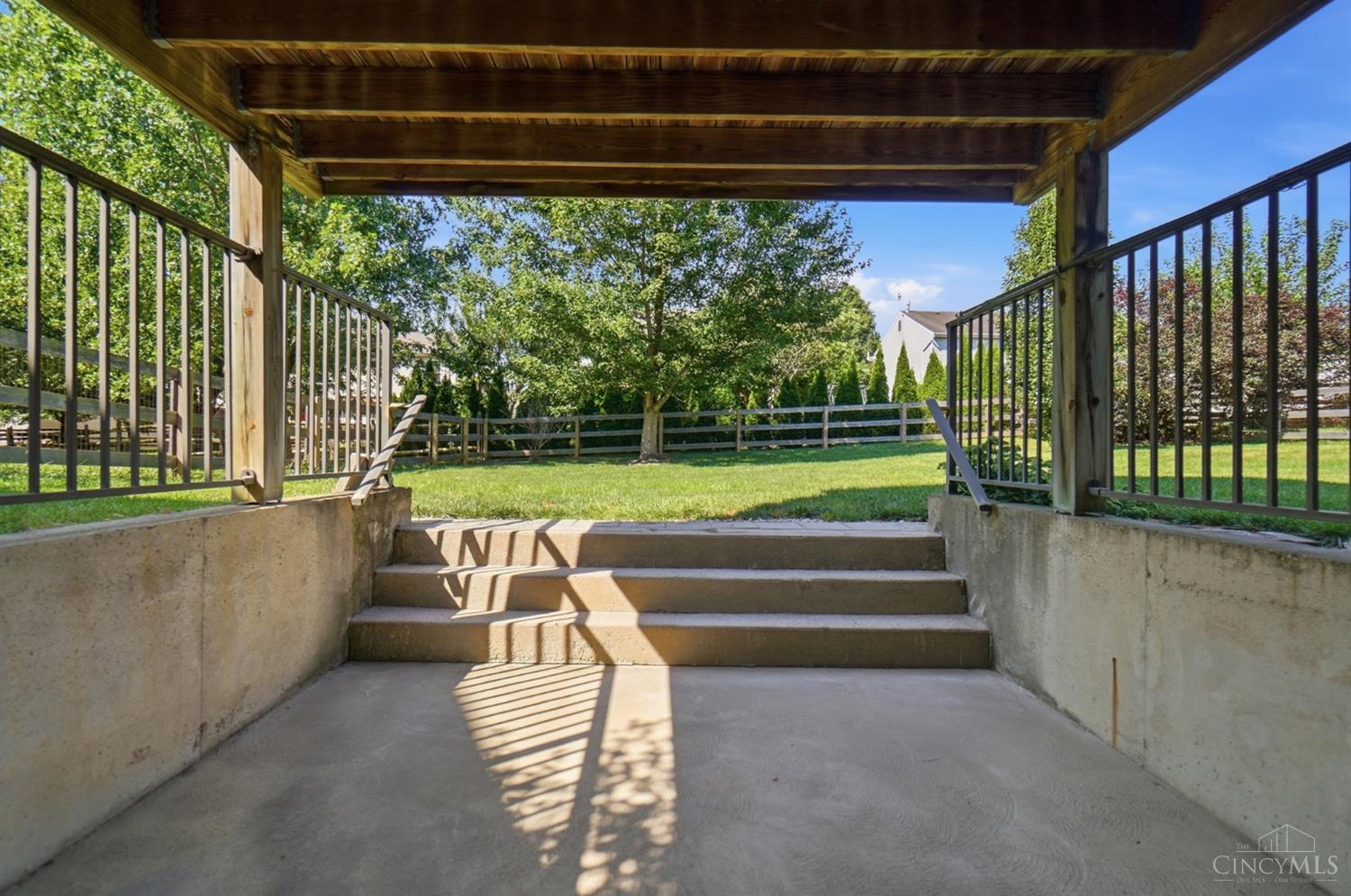 6005 Hidden Oaks Court, Hamilton Twp, OH, 45039 — photo 39