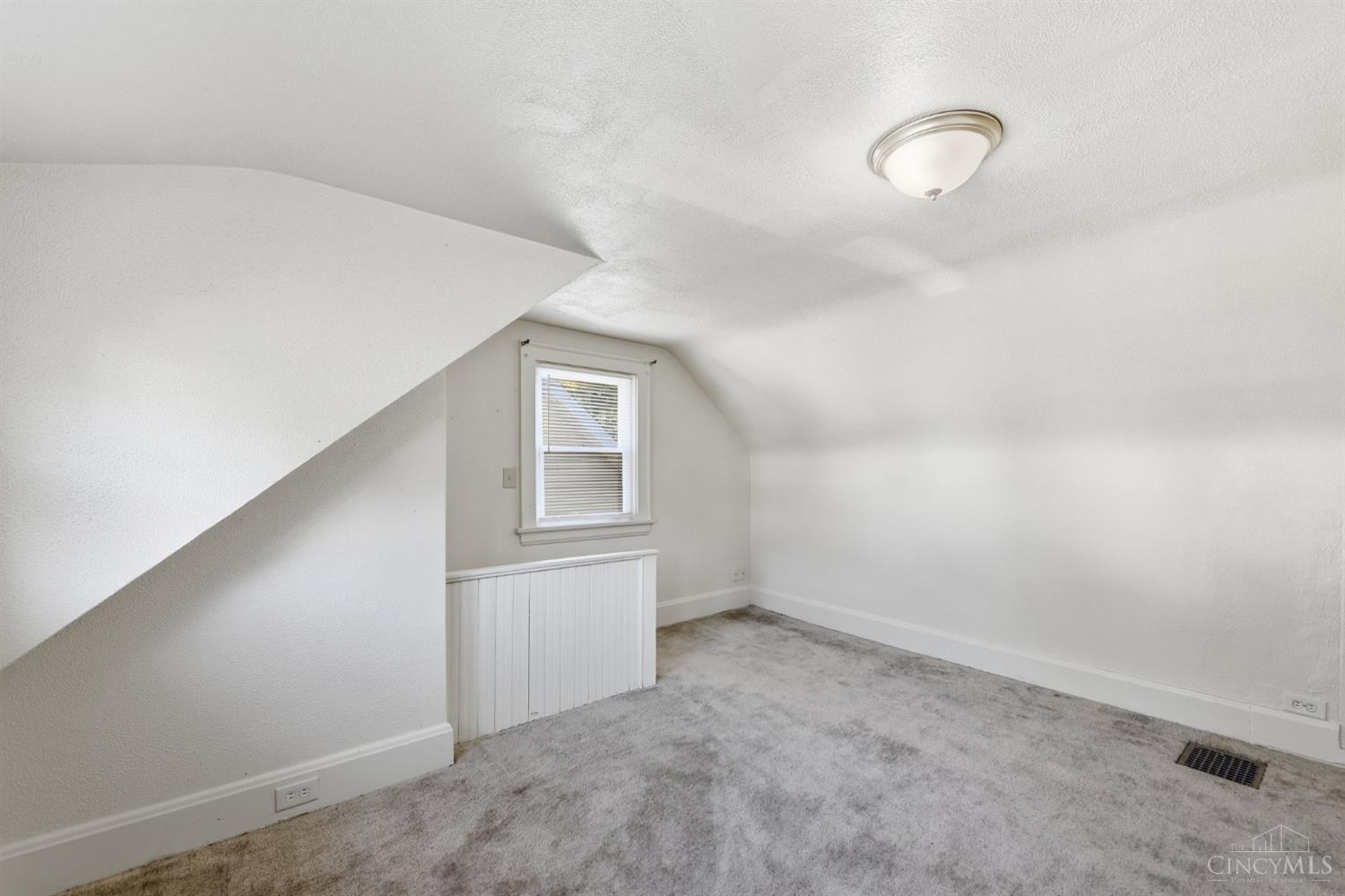 1406 Beech Avenue, Cincinnati, OH, 45205 — photo 24