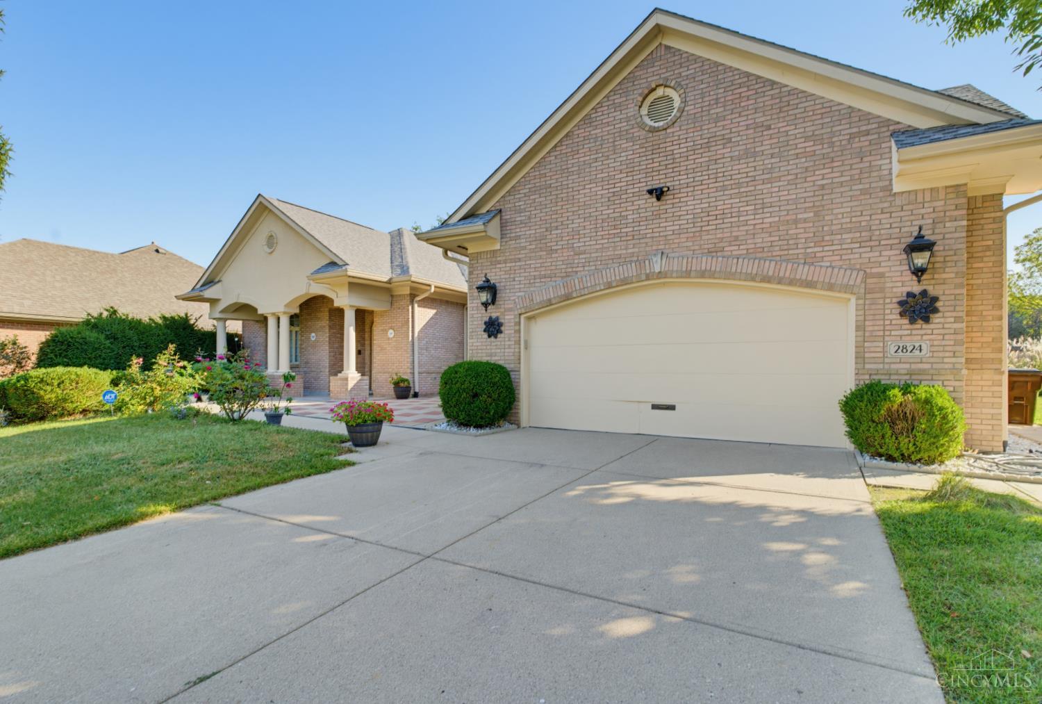 Photo 3 of Single family home for sale at 2824 Legend Fls Ct, Beavercreek Twp, OH 45431 | MLS# 1892828 | Listing updated on 2026-09-05