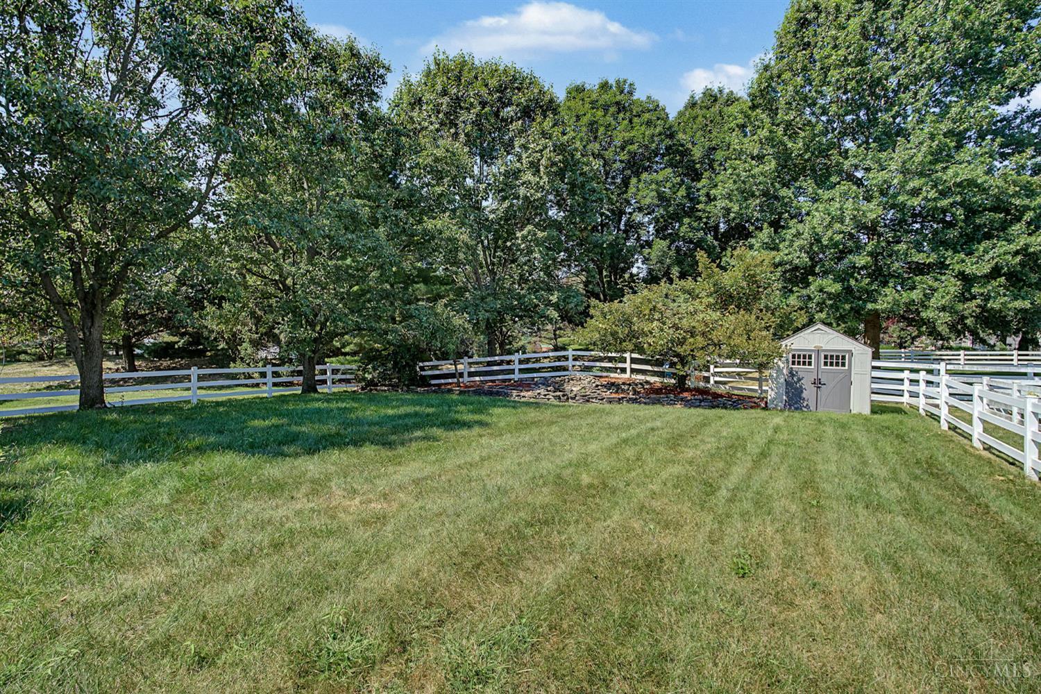 5829 Cedarwood Court, Hamilton Twp, OH, 45039 — photo 48