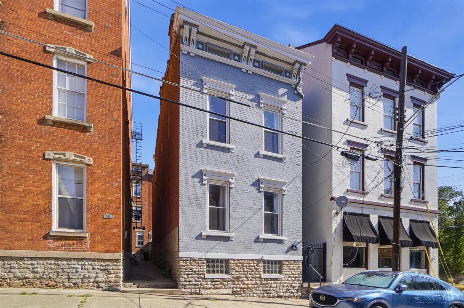 558 Milton Street, Cincinnati, OH, 45202 — photo 2