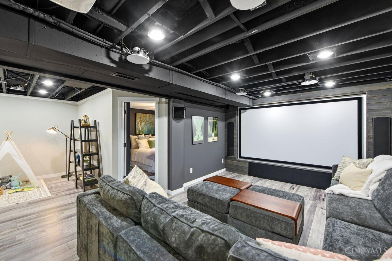 9985 Meadow Hills Drive, West Chester, OH, 45241 — photo 45