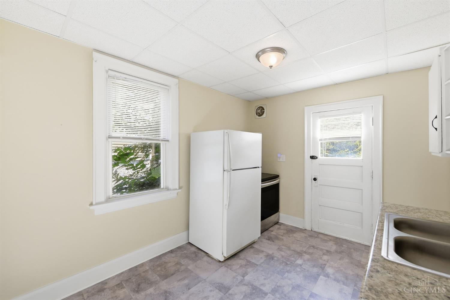 1406 Beech Avenue, Cincinnati, OH, 45205 — photo 14