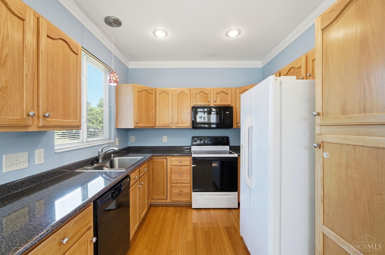 6005 Hidden Oaks Court, Hamilton Twp, OH, 45039 — photo 11